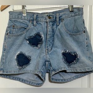 Vintage 90’s County Seat Denim Heart Patches Shorts Size 3/4 100% cotton Y2K